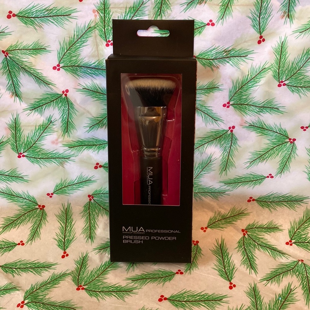 COPY - Mua Professional Pressed Powder Brush